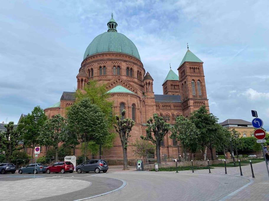 Charmant Duplex Privatise, Climatise, 2 Chambres Straßburg Exterior foto